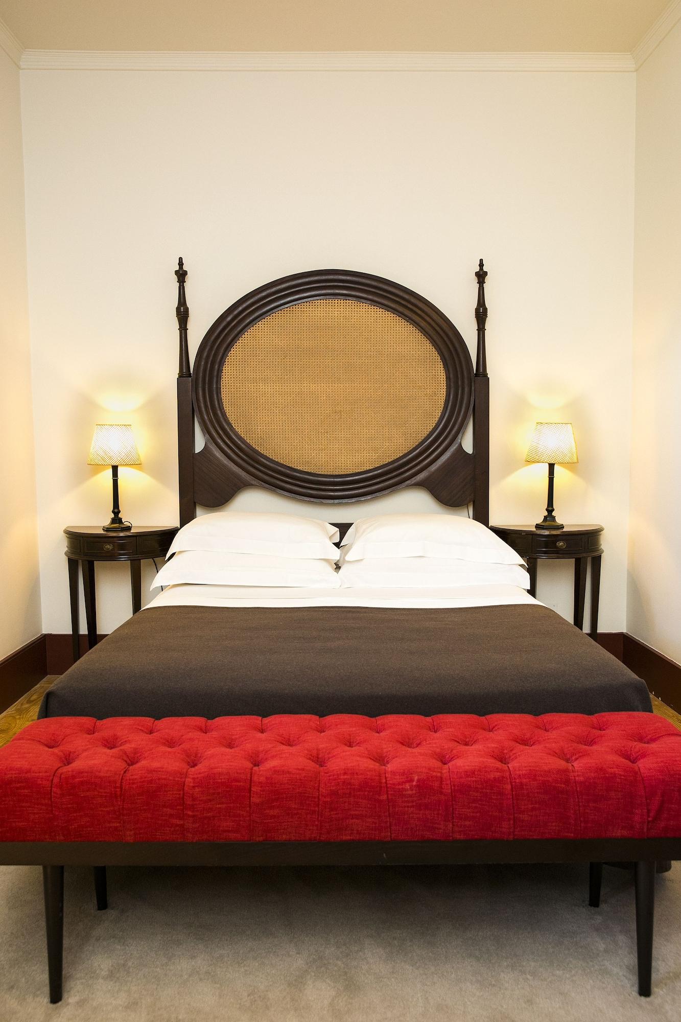 Pousada Mosteiro De Guimarães Dış mekan fotoğraf A bed