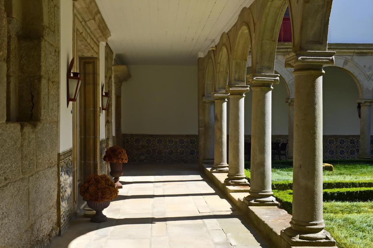 Pousada Mosteiro De Guimarães Dış mekan fotoğraf Cloister of the monastery